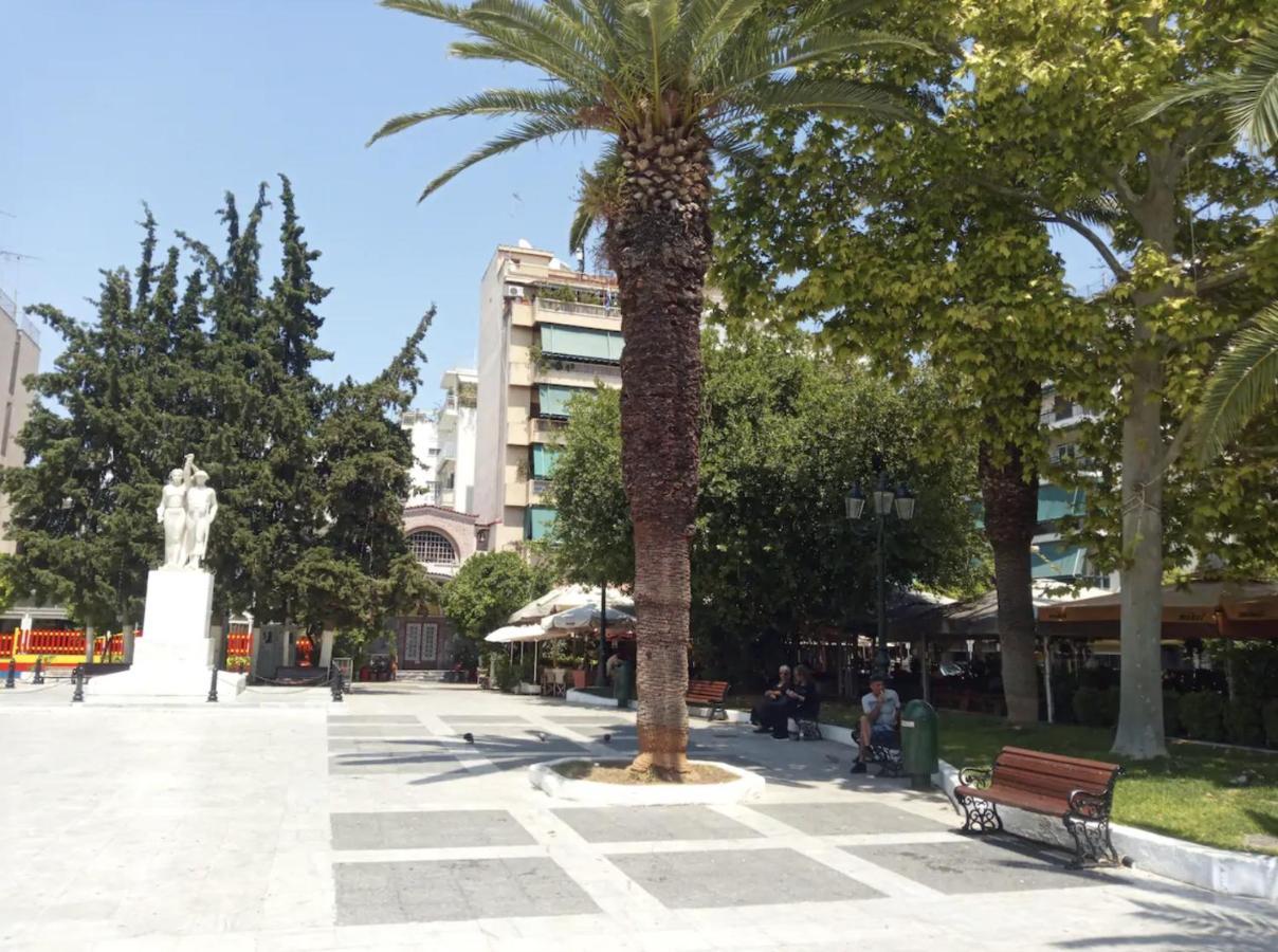 In Kallithea Next To Kiprou Square Apartment