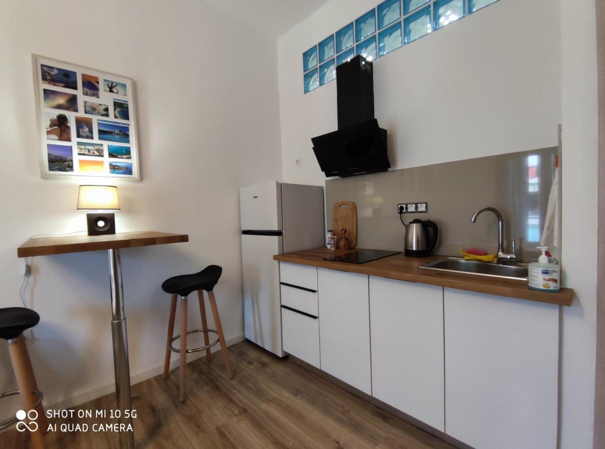 Apartment In Kallithea Next To Kiprou Square Athens